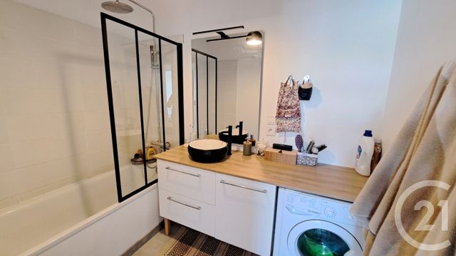 Appartement F3 à vendre - 3 pièces - 63,35 m2 - 44 - PAYS-DE-LOIRE