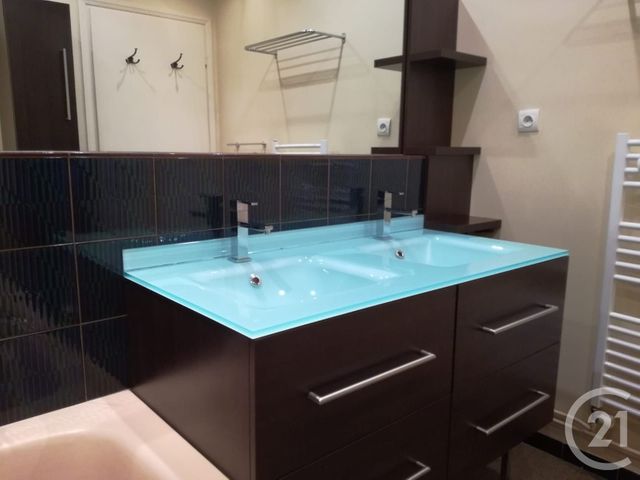 Appartement F5 à vendre - 5 pièces - 124,41 m2 - St Sebastien Sur Loire - 44 - PAYS-DE-LOIRE