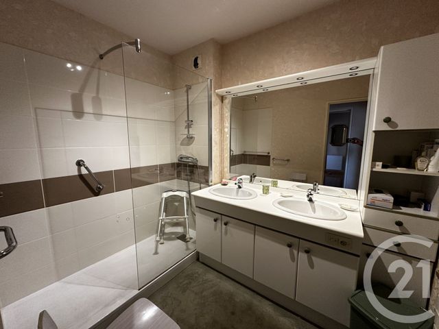 Appartement F3 à vendre - 3 pièces - 84,11 m2 - St Sebastien Sur Loire - 44 - PAYS-DE-LOIRE