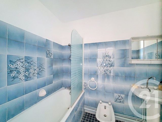 Appartement F2 à louer - 2 pièces - 50,40 m2 - Reze - 44 - PAYS-DE-LOIRE