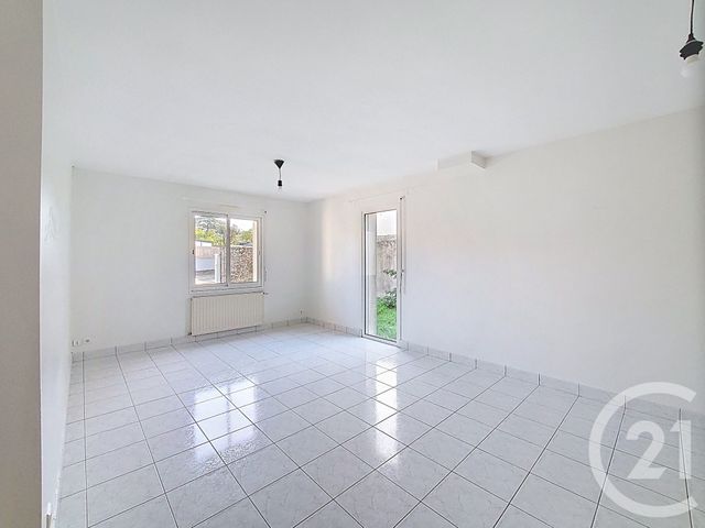 Maison à louer - 5 pièces - 127,04 m2 - Basse Goulaine - 44 - PAYS-DE-LOIRE