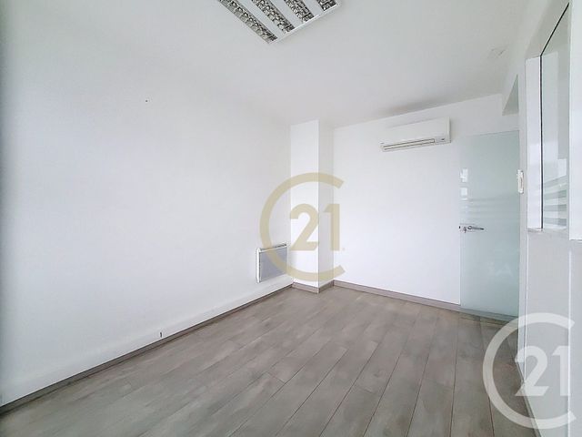 Commerce &agrave; louer - 81 m2 - 44 - PAYS-DE-LOIRE