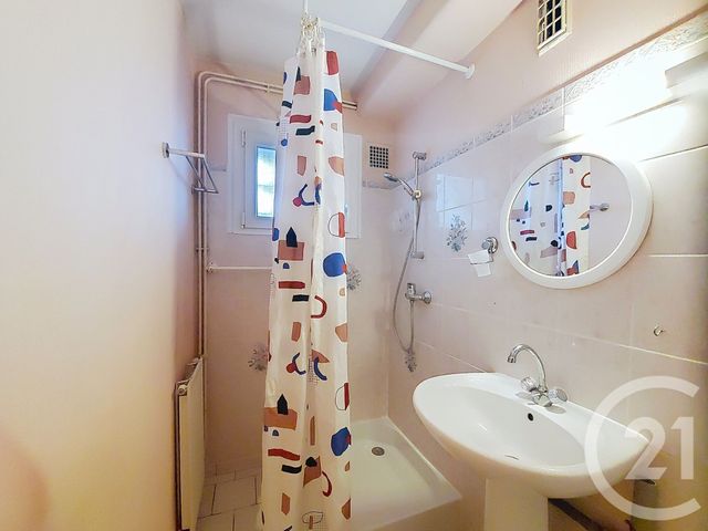 Appartement F3 &agrave; louer - 3 pi&egrave;ces - 51,83 m2 - Reze - 44 - PAYS-DE-LOIRE